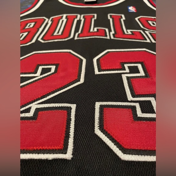 Authentic Vintage Nike NBA Chicago Bulls Michael Jordan Basketball Jersey - Picture 4 of 9